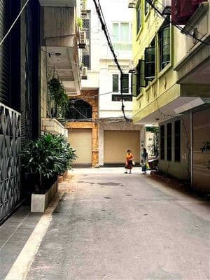 Bán nhà Hoàng Cầu, Đống Đa, gần hồ, ô tô vào nhà