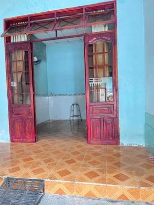 Nhà phú thọ ngay caphe gió và nước chỉ 4tr/th