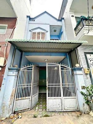 NGÂN HÀNG PHÁT MÃI CĂN NHÀ Giá 1ty150tr Đường Bùi Vân Ba ,Tân thuận đ