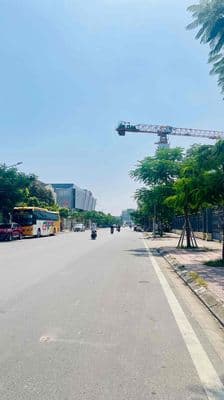 bán nhà 60m2 độc lập 3 tầng gần Aeonmall oto vào nhà nhỉnh 4t