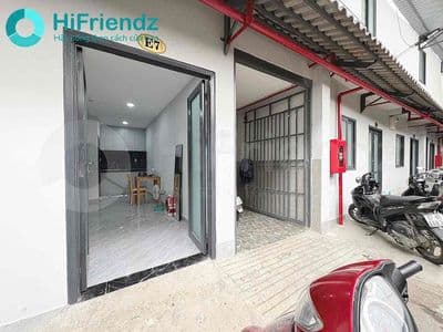 Nhà dãy siêu xịn, 1 trệt 1 lầu, sân để xe riêng, bảo vệ 24/7