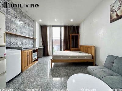 Apartment -studio banconl full nội thất - ánh sáng tự nhiên -nhận pet