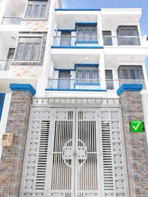 Nhà nguyên căn 4pn 5wc huỳnh tấn phát