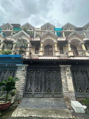 Cho thuê nhà 3 tầng Thạnh Xuân 24 Khu dân cư đồng bộ, hẻm xe hơi 6m