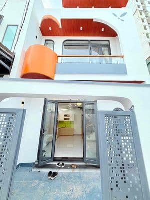 bán nhà LHP GIÁ 5tỷ2 đẹp nét xinh