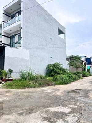 Góc 2mt đất thạnh xuân 33.