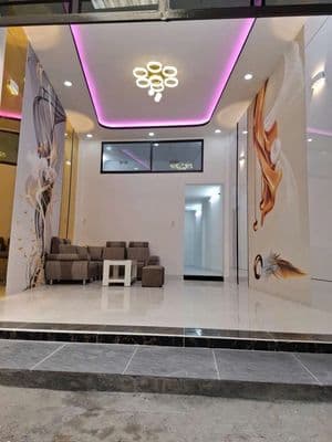 Nhà bán đẹp lung linh 4x12m gác lửng