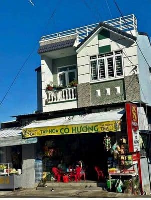 cô chú đi định cư nước ngoài gửi bán căn nhà giá 1 tỷ 330 triệu