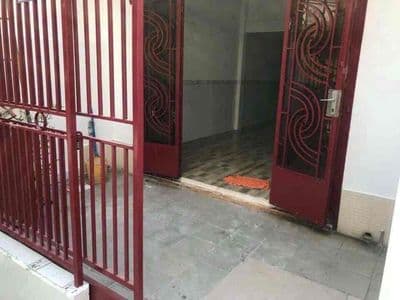 Nhà thống nhất 4x18. rộng rãi, 2pn
