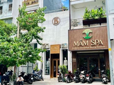 Cho thuê mặt bằng Lê Thị Riêng, Quận 1