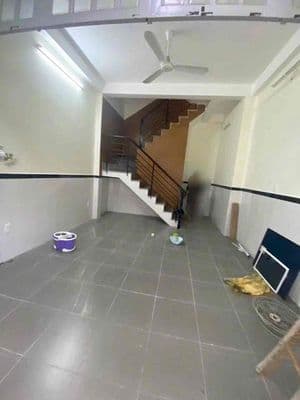 Cho Thuê Nhà 1/ Hẻm 6m Nở Hậu 5x14m 3Lầu 3Pn.4WC Phạm Văn Chiêu 11,5tr