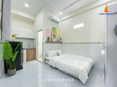 Studio đầy đủ tiện nghi ngay ngã 3 tân sơn phạm văn bạch - thang máy