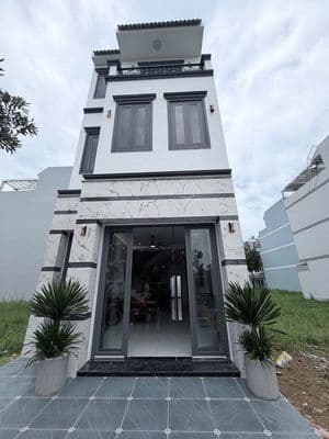 Nhà 99m² KDC 5 Sao 2 – 5PN – 4WC – Nhà đẹp ở ngay