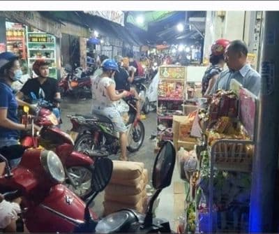 Mặt tiền chợ kinh doanh