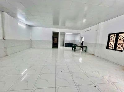 Nhà rộng 9*16 gần chợ cầu Đồng, 1pn rộng, đường xe tải