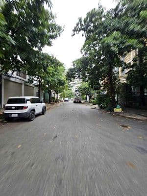 Ban dat đường xe hơi thông tứ trung be ngang khung 5.5m