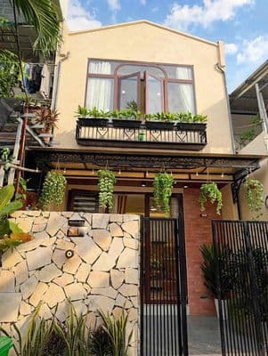 Nhà mới 2 tầng kiệt oto fullnt - hà huy tập