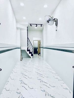 Nhà hẻm nguyễn thị tần gần chợ