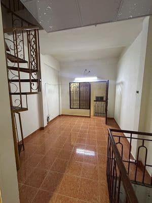 Cần pass gấp hợp đồng 1 năm nhà nguyên căn 2pn tân bình