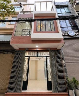 HXH Điện Biên Phủ Quận 3 - DTCN: 36m2 -4m x 10m - 3 tầng - nhà kiên cố