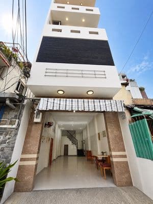 Cho thuê nhà dt:4x25m đường hoàng hoa thám, phường 7, q. bình thạnh
