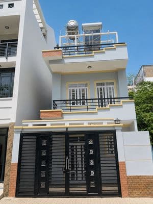 Cho thuê nhà 3 tầng, ngang 6m, phường tân phong, quận 7, 26 triệu