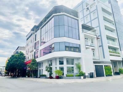 Góc 2 mặt tiền toà nhà ngay sân bay tân bình - 6 tầng suốt - giá 60tr