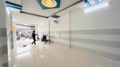 Nguyên Căn 3Tầng 4x30m Mặt Tiền Kinh Doanh Huỳnh Tấn Phát P.Phú Thuan