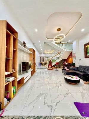 ĐỐI DIỆN CV FULL NT Nhà Đẹp MT khu Ao Sen 5x20m 4 tầng 4PN 5WC Ở LIỀN
