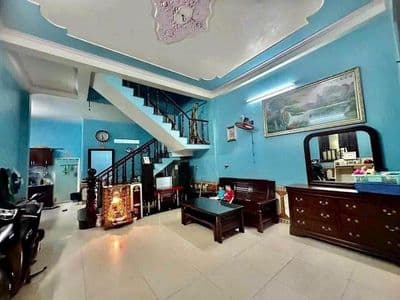 Bán nhà trệt lầu xây kiên cố giá Rẻ gần chợ Tân Bình - Dĩ An
