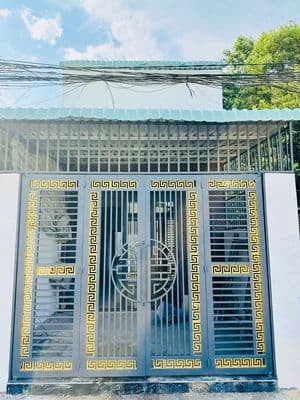 Nhà cấp 4 gác lửng đẹp Rẻ tại KDC gần ngã tư Miễu Ông Cù - Thuận An