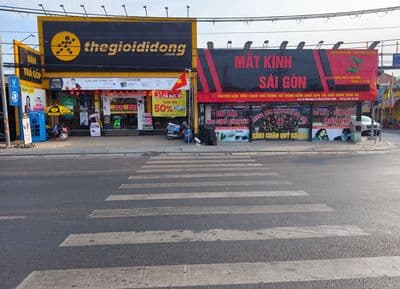 Mặt bằng gần 300m2 ngã tư cho các chuỗi thuê