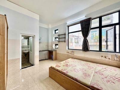 Studio thang máy - bảo vệ Bùi Hữu Nghĩa gần đại học Hồng Bàng - UEF BT