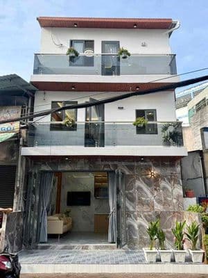 @All GIẢM GIÁ NHÀ 200 tr còn 3TỶ 300 Địa chỉ: Mặt Tiền 49B Hoàng Xuâ