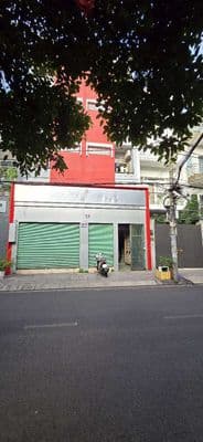 nhà bán phù hợp mở Trung Tâm