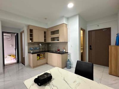 Cho thuê căn hộ 2pn- 65m2 - nội thất sẵn- giao nhà ngay.