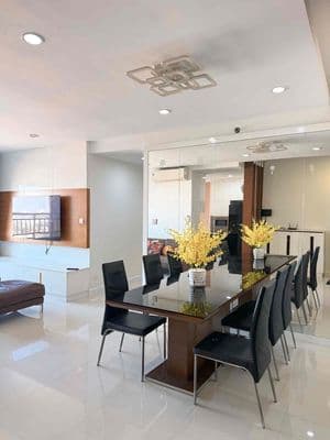 Cho thuê chung cư sunrise city central full nội thất , gần him lam