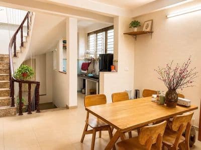 Bán nhà mặt tiền 50m² 5 tầng Yên Phụ, Tây Hồ, 10 tỷ