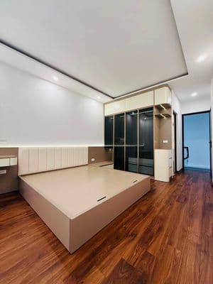 Bán nhà mới xây 5 tầng Trương Định, gần ĐH Kinh tế Quốc dân