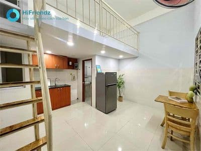 Duplex sẵn máy lạnh ngay đại học văn hiến và công thương