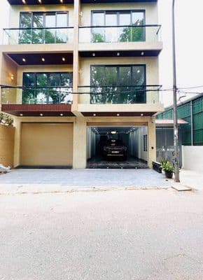 Nhà 50m2 x 6 tầng, thang máy, ô tô tránh, kinh doanh, >15 tỷ