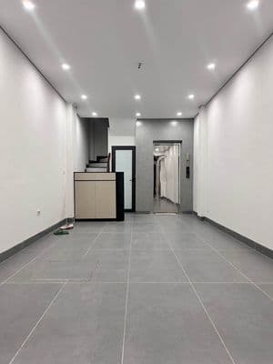 Bán nhà 6 tầng thang máy gần AEON MALL Long Biên