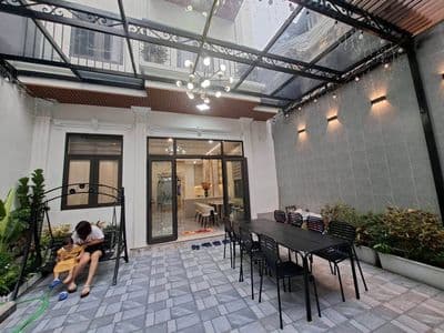 Bán Biệt Thự Nhà Phố 100m2 Nguyễn Văn Cừ, Gia Thụy, 15.9 tỷ