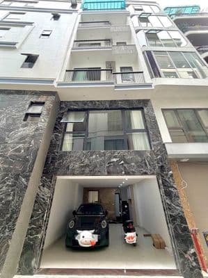 Nhà 7 tầng có gara ô tô, thang máy, nội thất cao cấp tại Ngọc Thụy