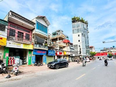 Nhà 4 tầng kinh doanh, Sát mặt phố Đức Giang, Long Biên