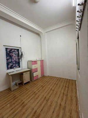 Cho thuê nhà 65m2 Xuân La, 4PN, 13tr