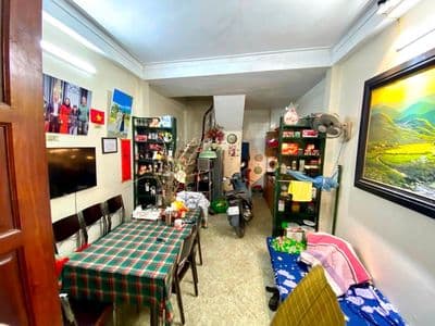 Bán nhà Ngọc Thụy, 32m2, 4.5 tầng, mặt tiền 3.8m
