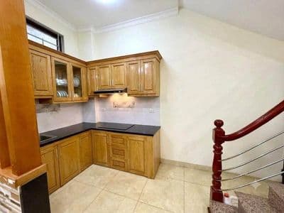 Bán nhà Xã Đàn, 31m2, 5 tầng, lô góc