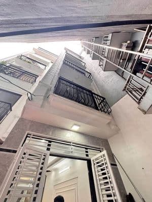 Bán nhà Trương Định, 5 tầng, 32m2, 8 tỷ