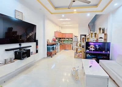Nhà 41m2 Phú Đô, xây thang máy, gần phố kinh doanh